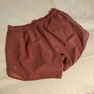Hotty Hot Low-Rise Lined Short 4" size 6